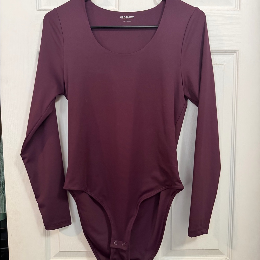 Old Navy Women's Scoop Neck Bodysuit - Plum